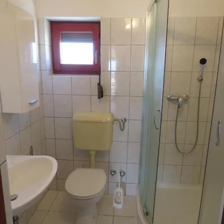Gogo Br 4 Apartment Vir