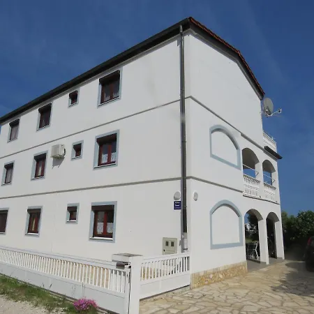 Gogo Br 4 Apartmán Vir